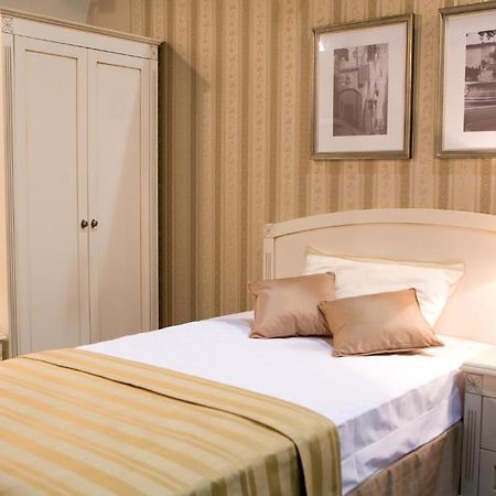 Hotel Kasyno Ярочин Стая снимка