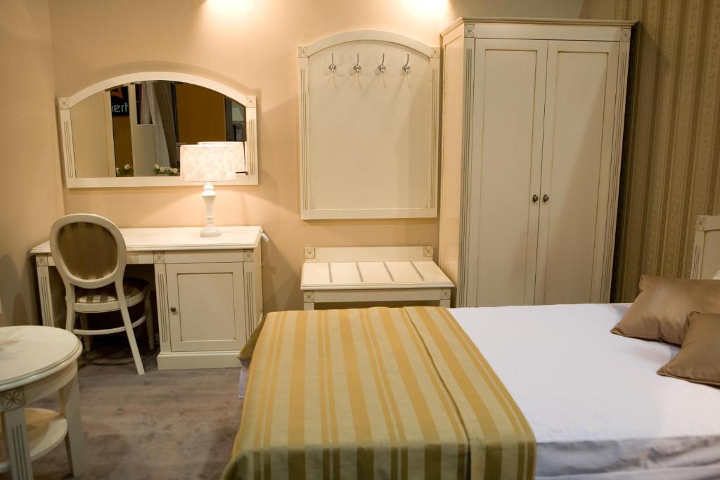 Hotel Kasyno Ярочин Стая снимка